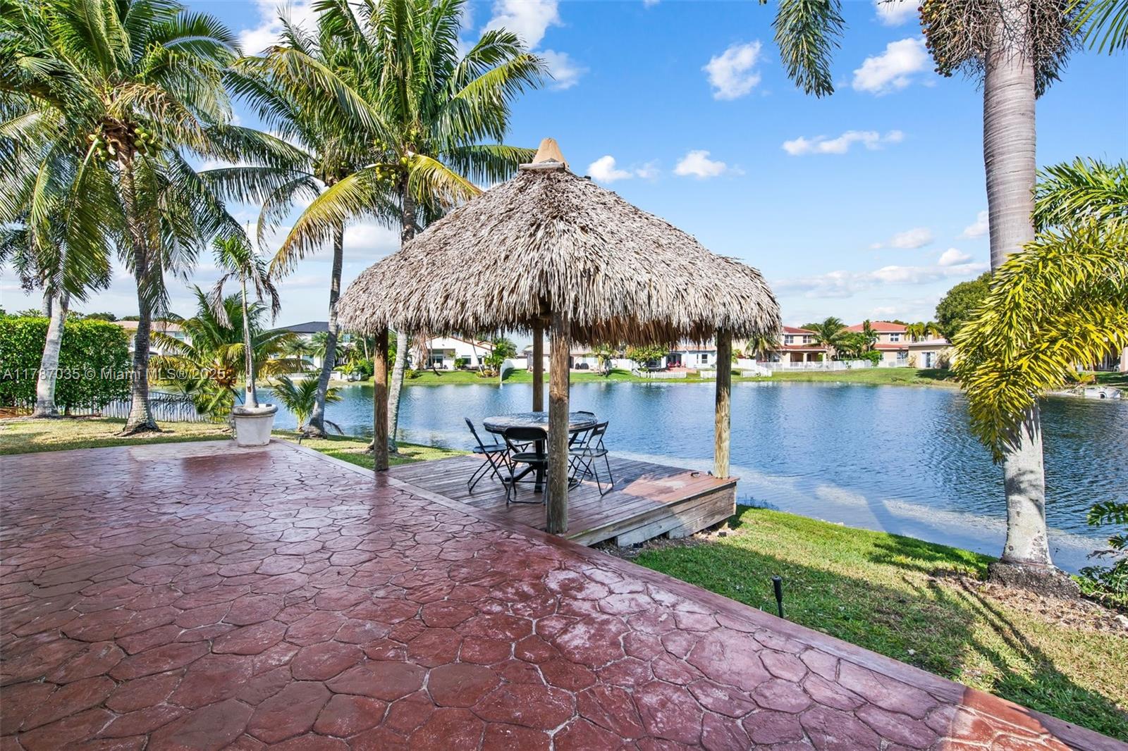 POD 3 AT MONARCH LAKES - Residential