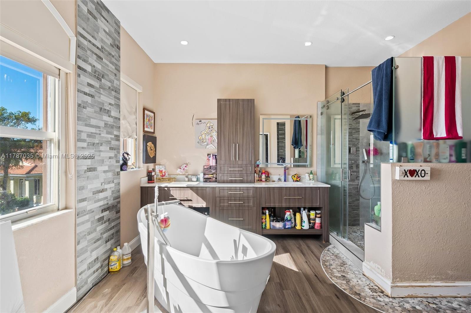 POD 3 AT MONARCH LAKES - Residential