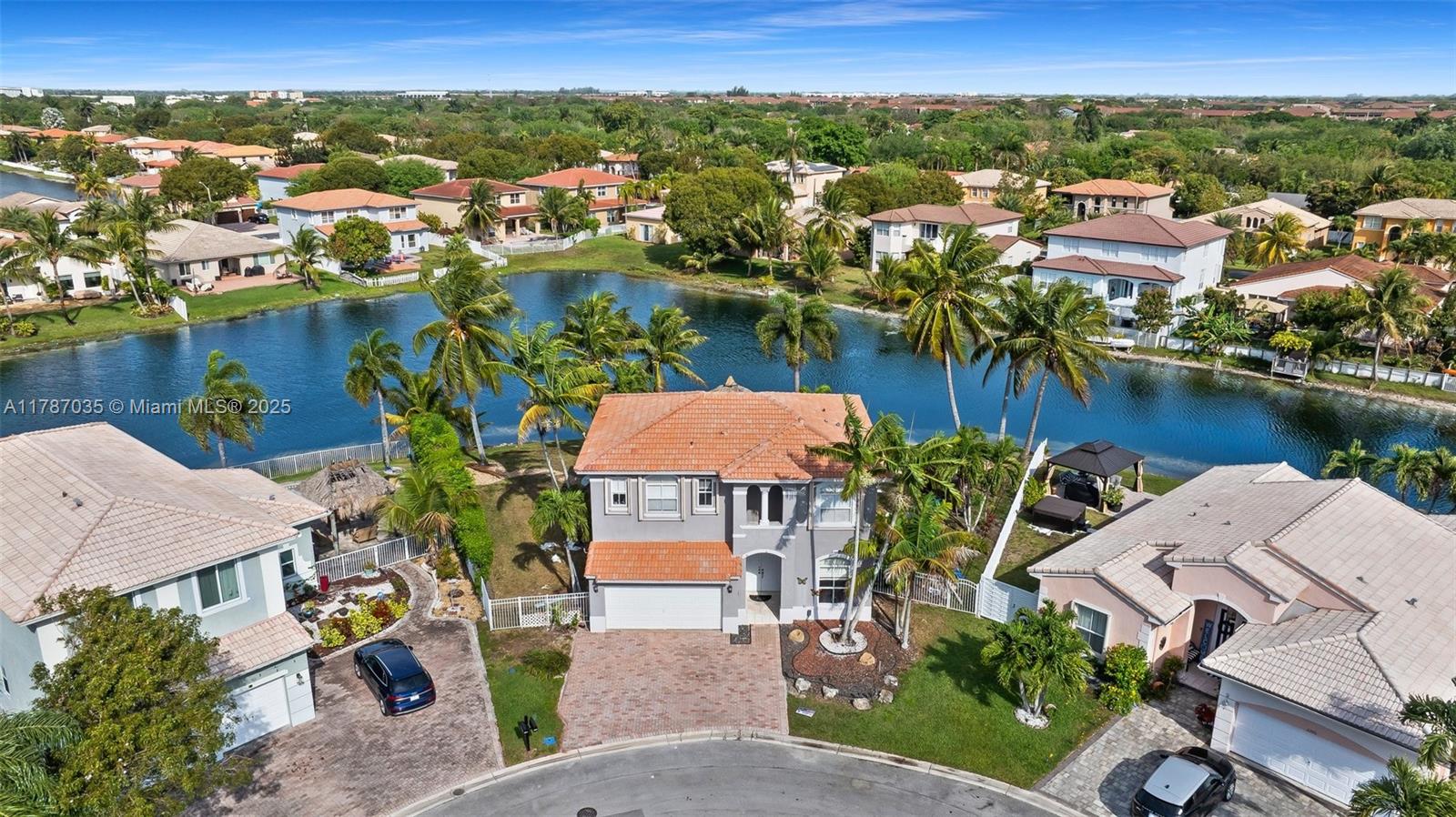 POD 3 AT MONARCH LAKES - Residential