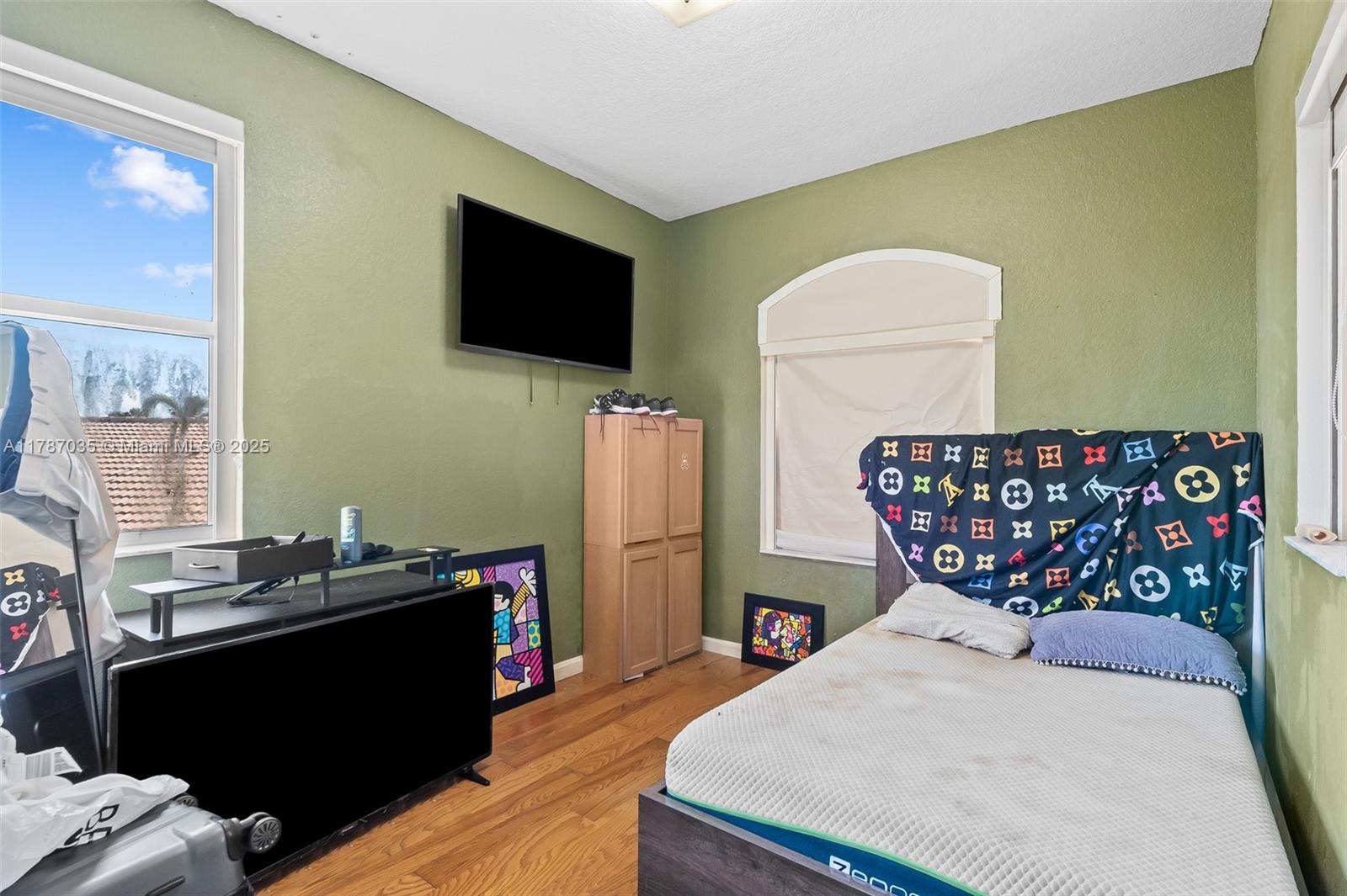 POD 3 AT MONARCH LAKES - Residential