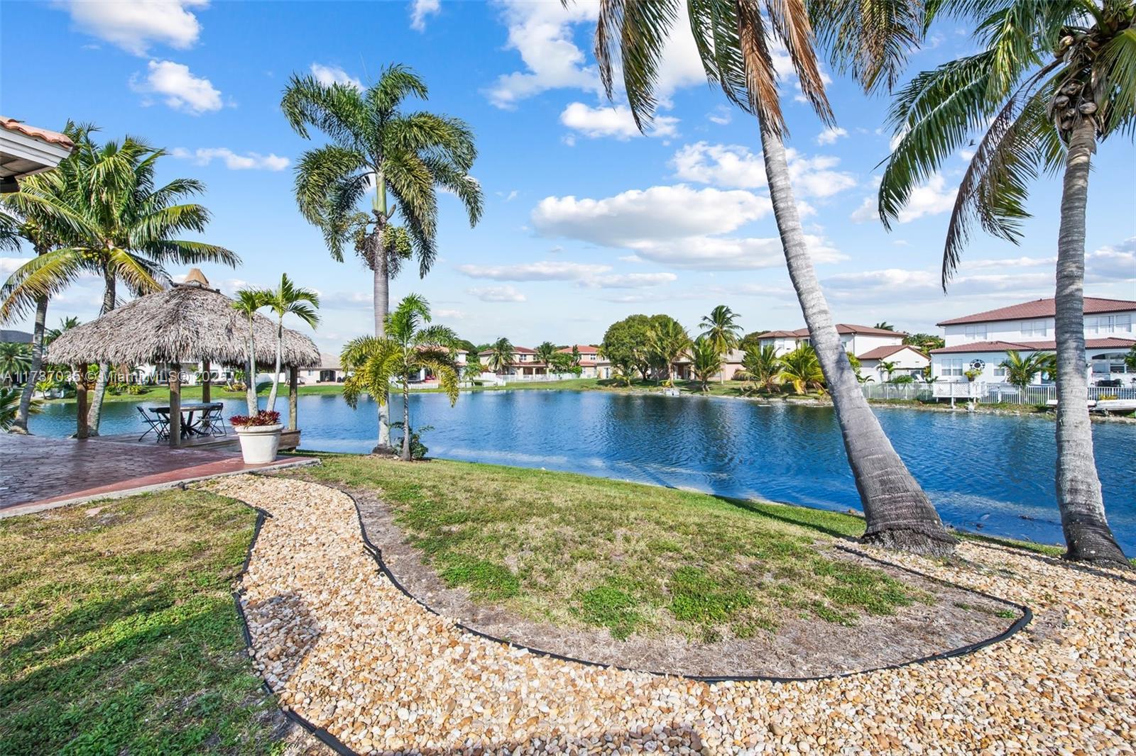 POD 3 AT MONARCH LAKES - Residential