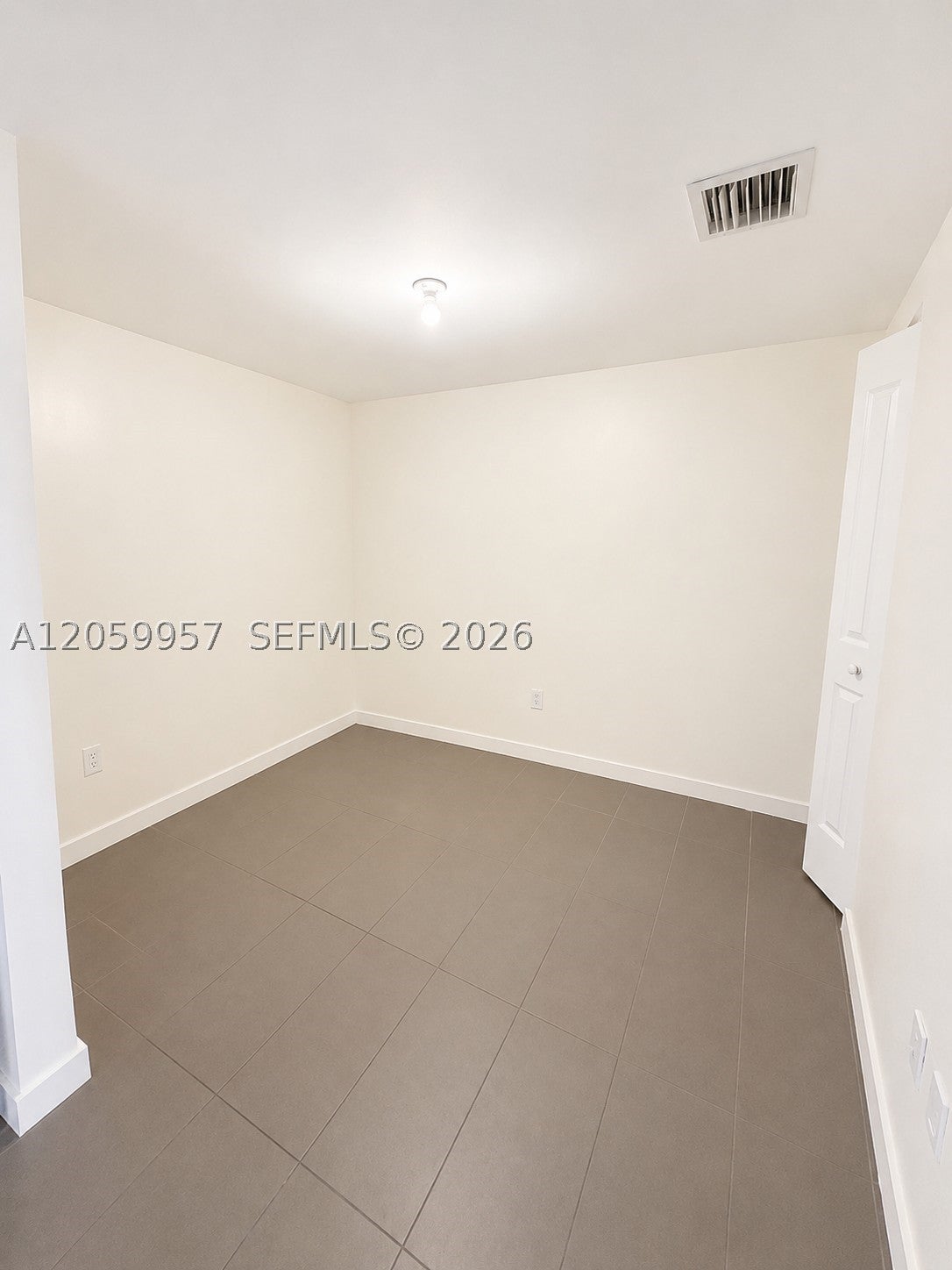 1600 NE 1st Ave 2401