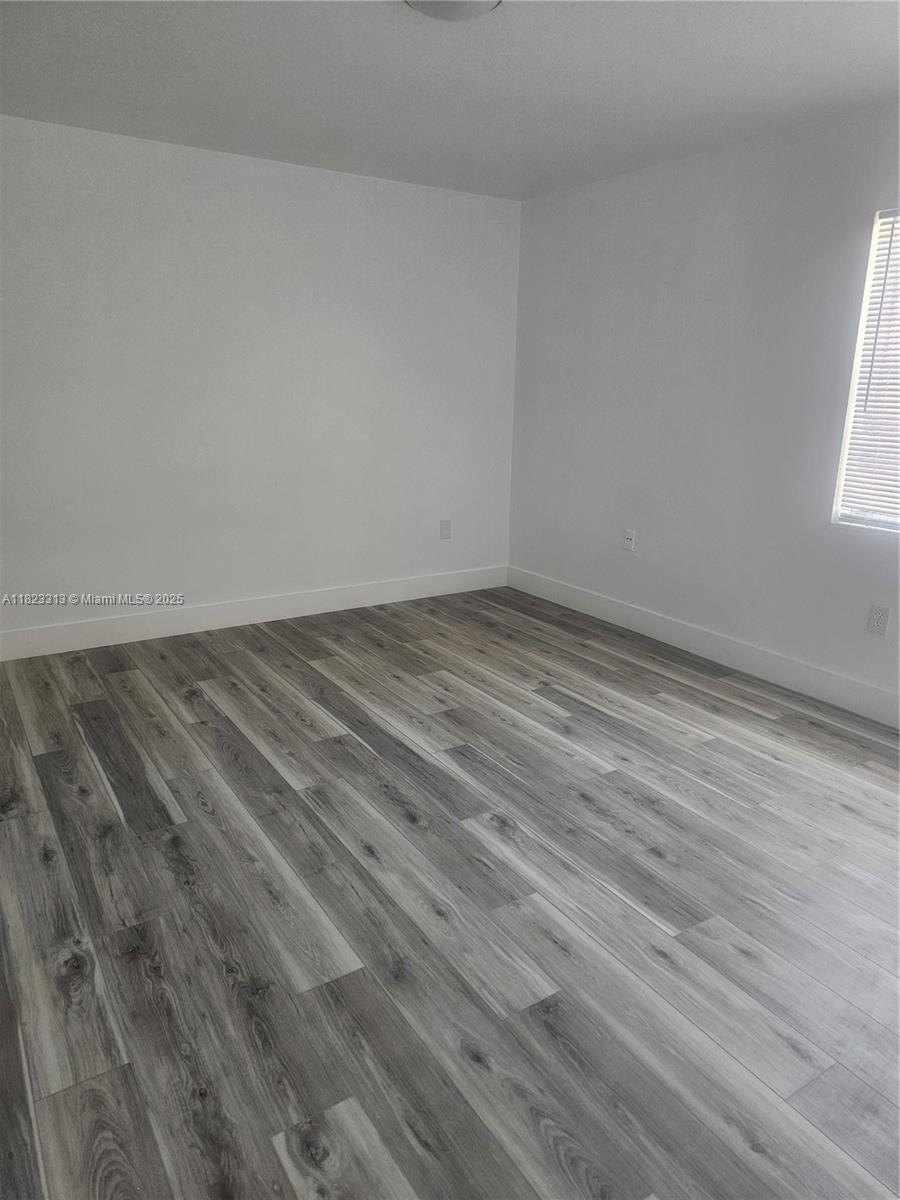 TOWERS OF WESTLAND CONDO - Residential Lease
