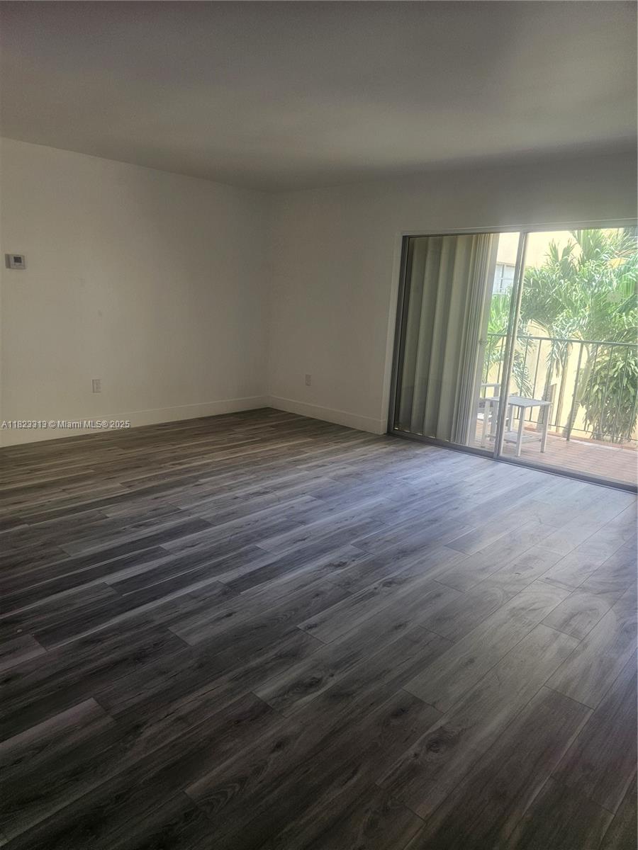 TOWERS OF WESTLAND CONDO - Residential Lease