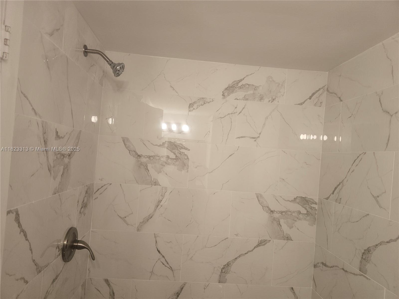 TOWERS OF WESTLAND CONDO - Residential Lease
