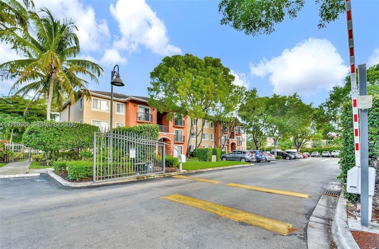 GRAND ISLES CONDO - Residential Lease