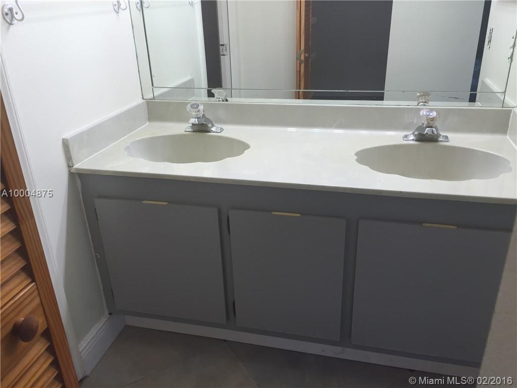 Royal Grenadier 2 Condo - Residential Lease