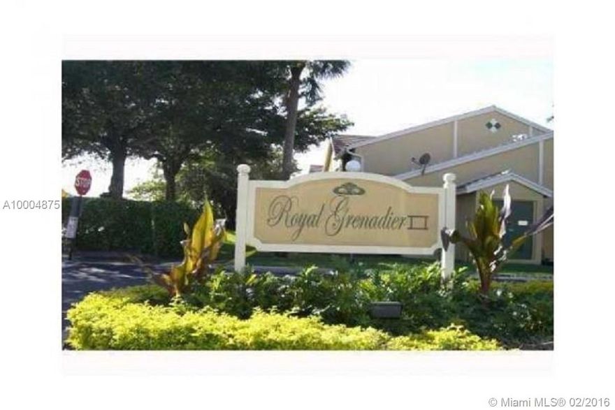 3/2 in Coral Springs, great location near shopping centers, restaurants & schools. Unit has all new tile flooring installed, freshly painted. All new stainless steel kitchen appliances. Vaulted ceiling. W/D inside the unit.