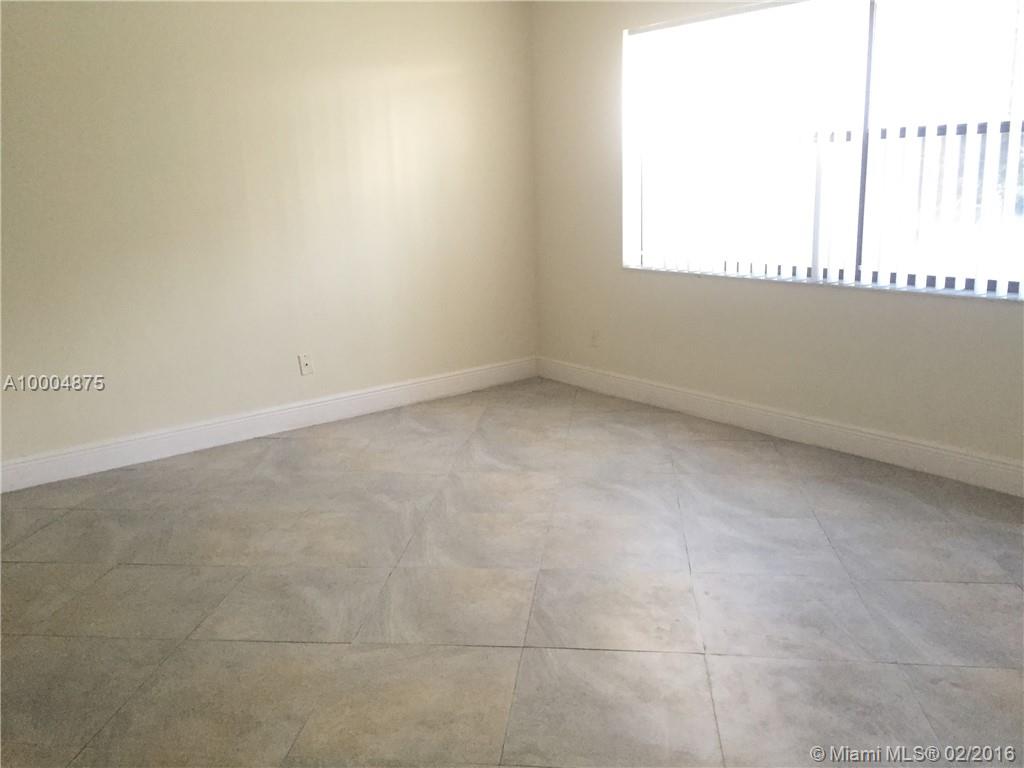 Royal Grenadier 2 Condo - Residential Lease