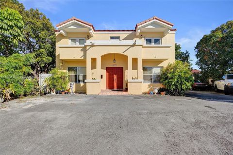 Photo of 4141 W 4th Ave, Hialeah, FL 33012 (MLS # A11934153)