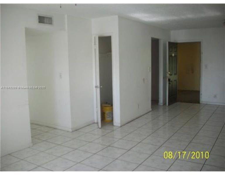1200 SW 50th Ave 210-3