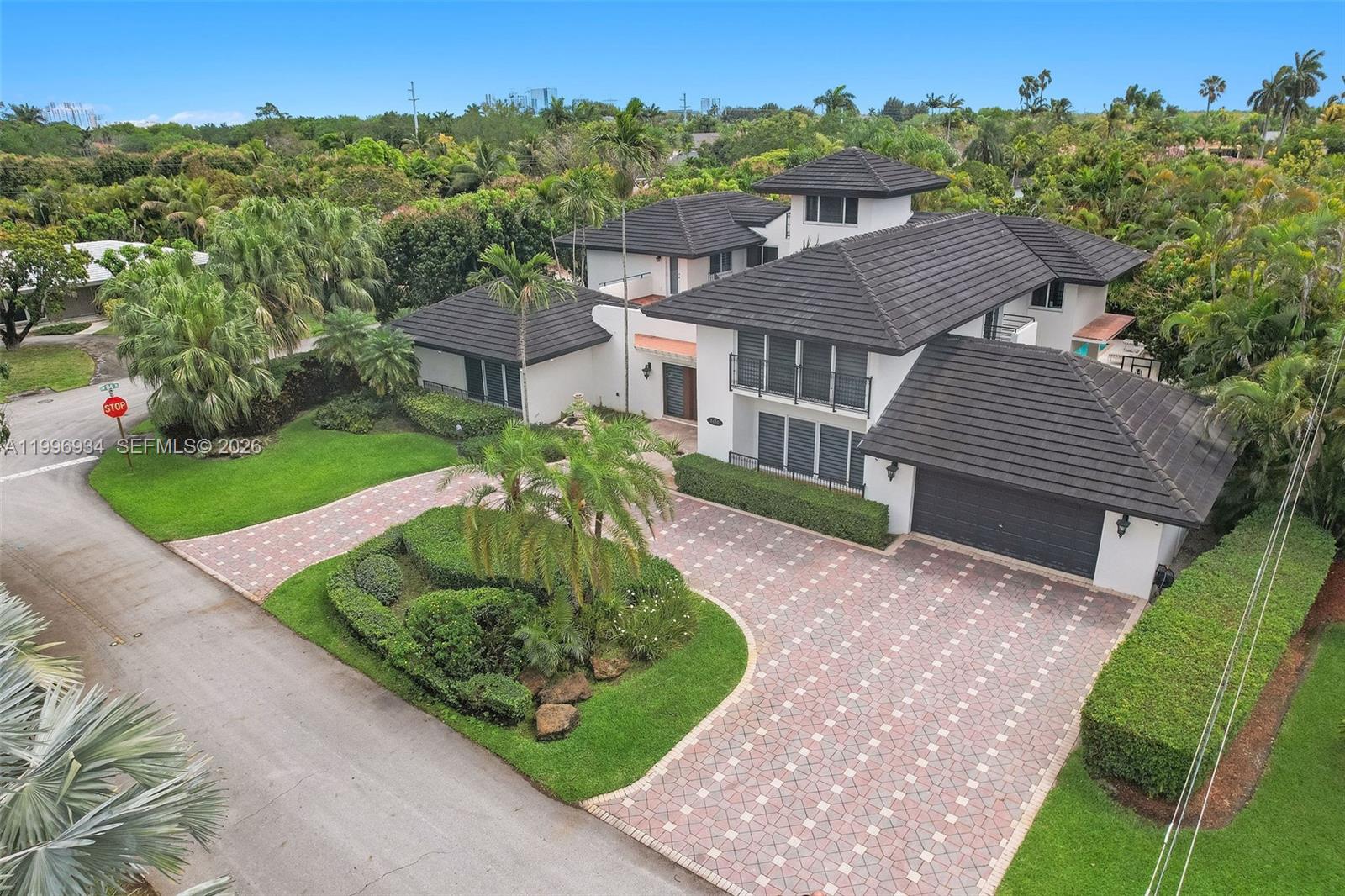 WINDEMERE WOODE - Residential