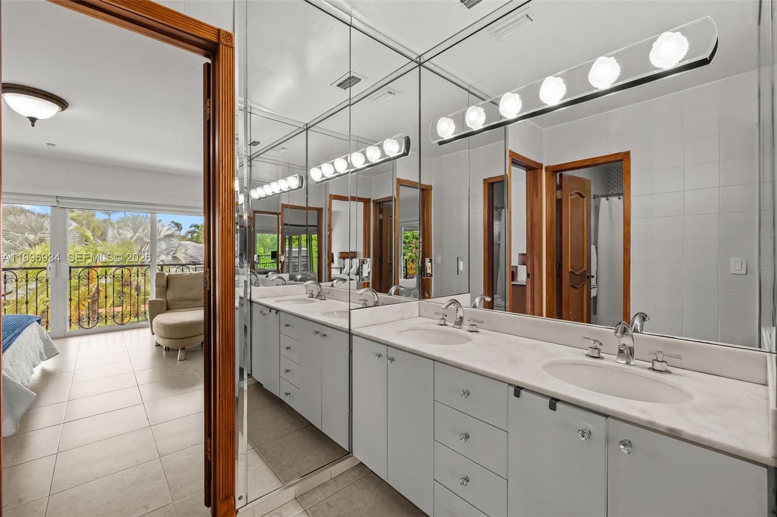 WINDEMERE WOODE - Residential