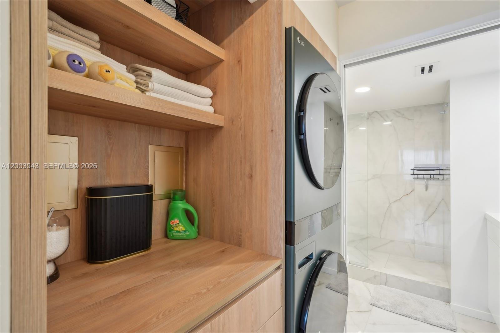 THE YACHT CLUB AT AVENTUR - Residential