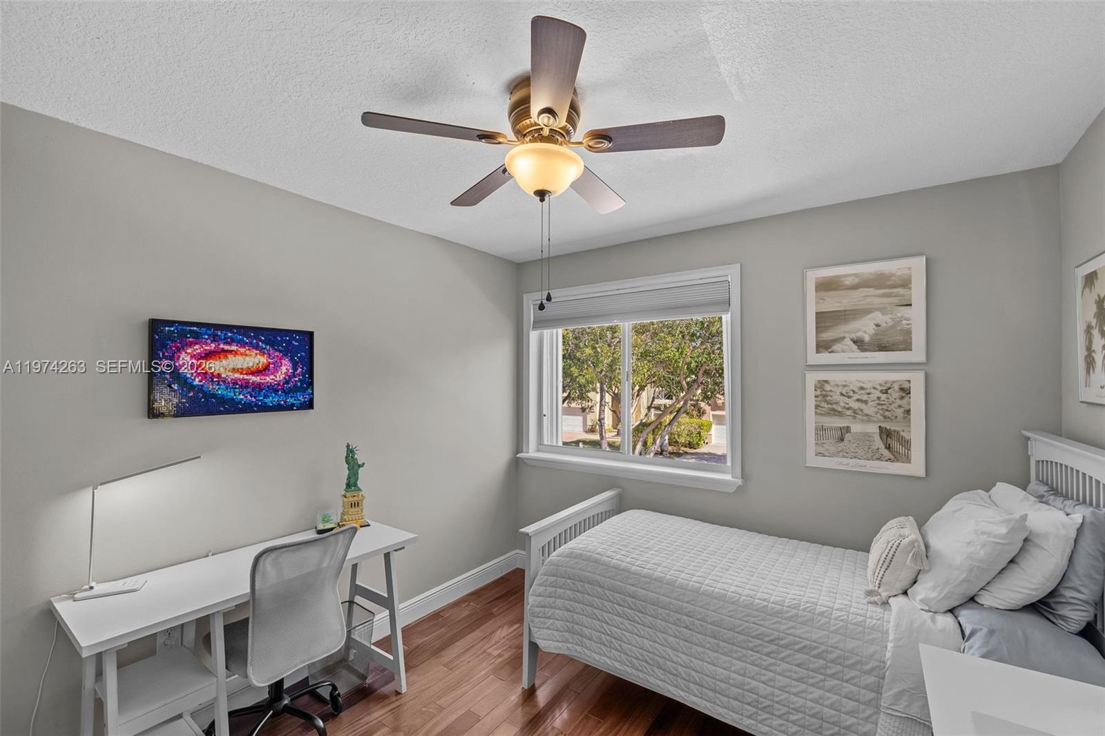 DORAL MEADOWS 1ST ADDN - Residential