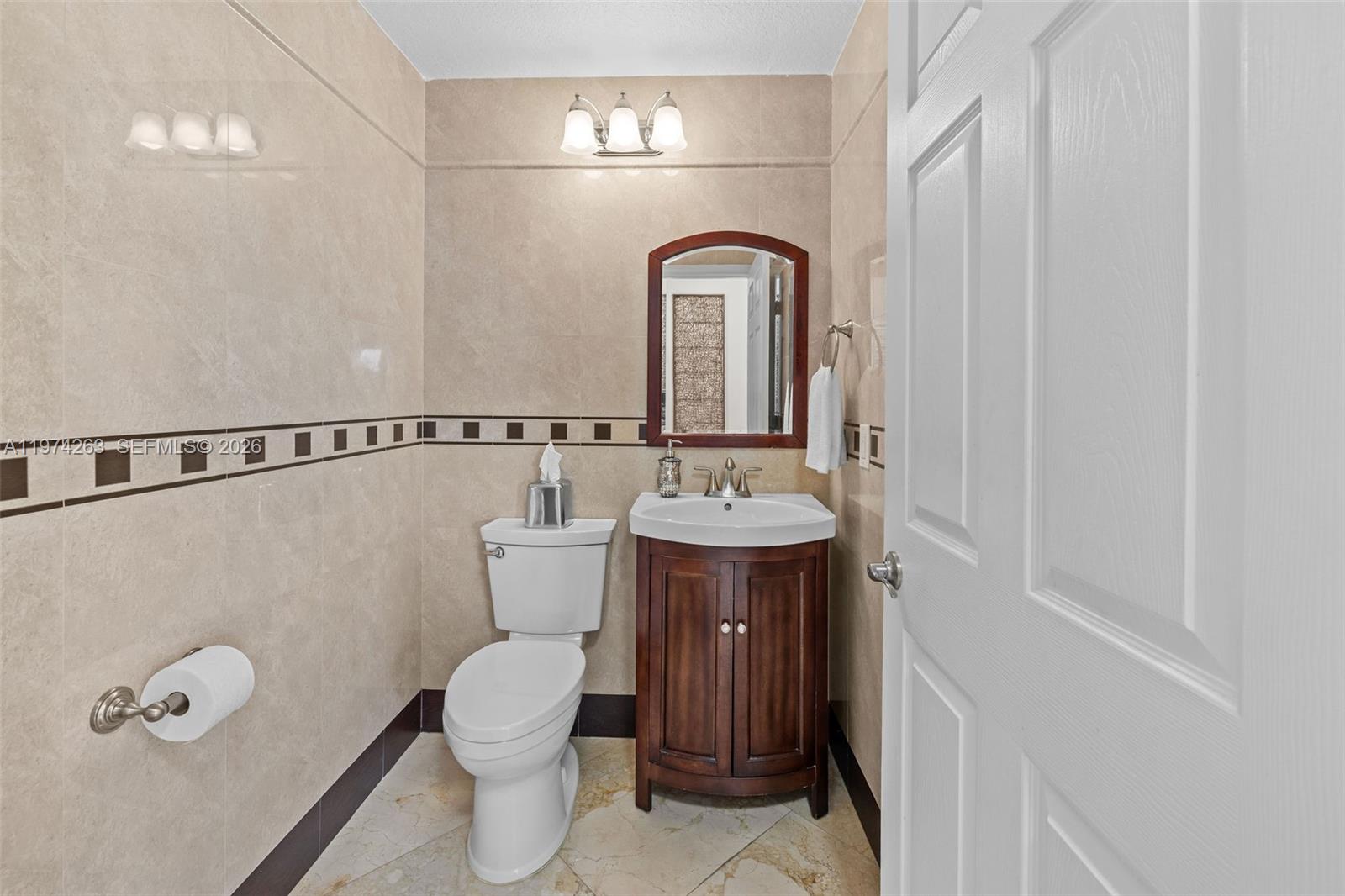 DORAL MEADOWS 1ST ADDN - Residential