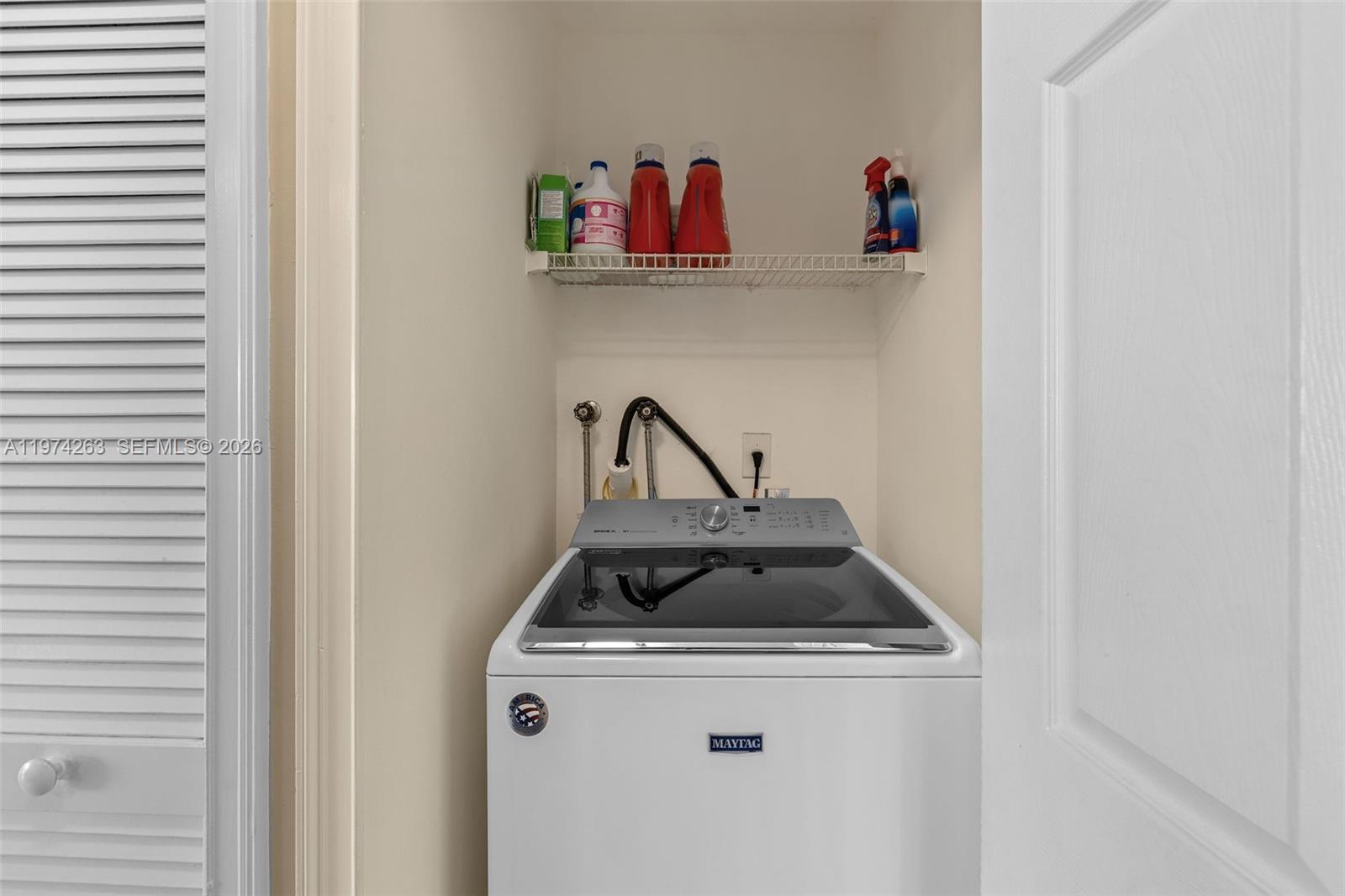 DORAL MEADOWS 1ST ADDN - Residential