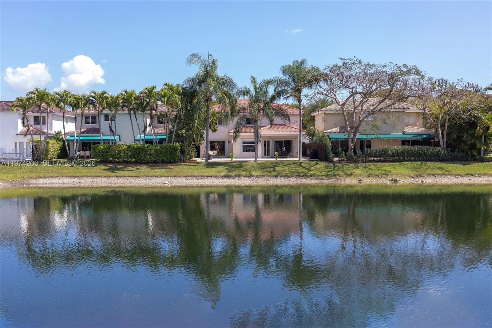 DORAL MEADOWS 1ST ADDN - Residential