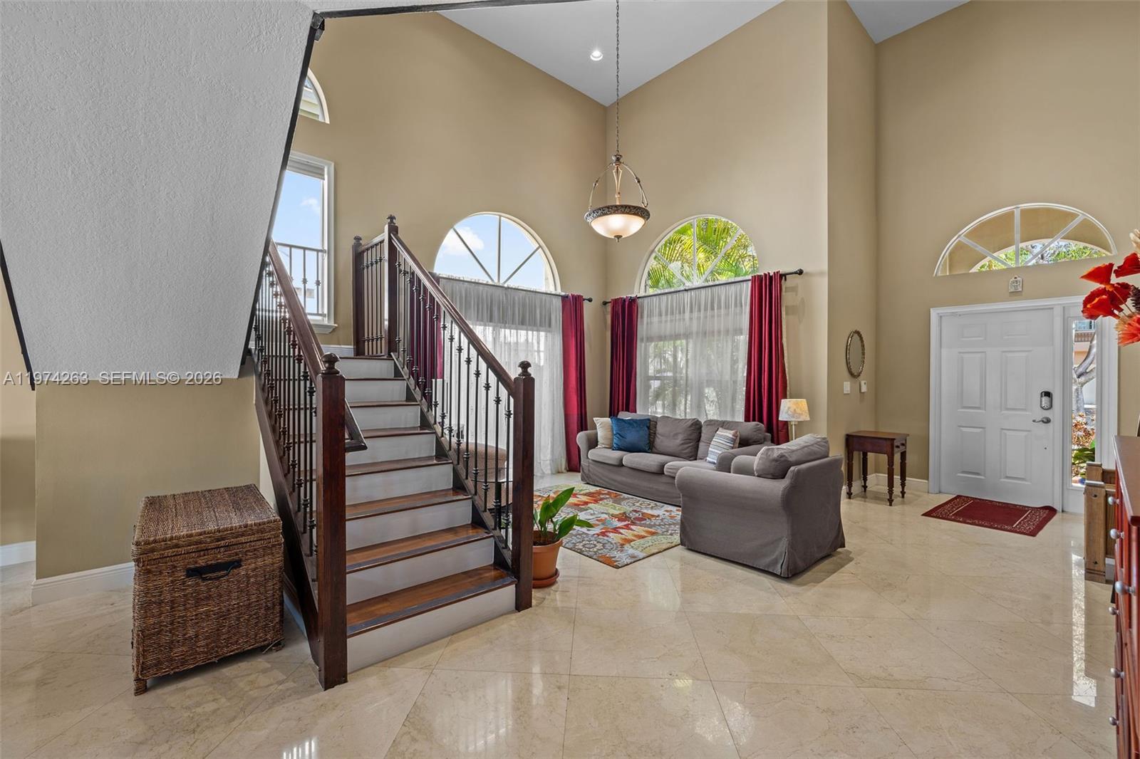 DORAL MEADOWS 1ST ADDN - Residential