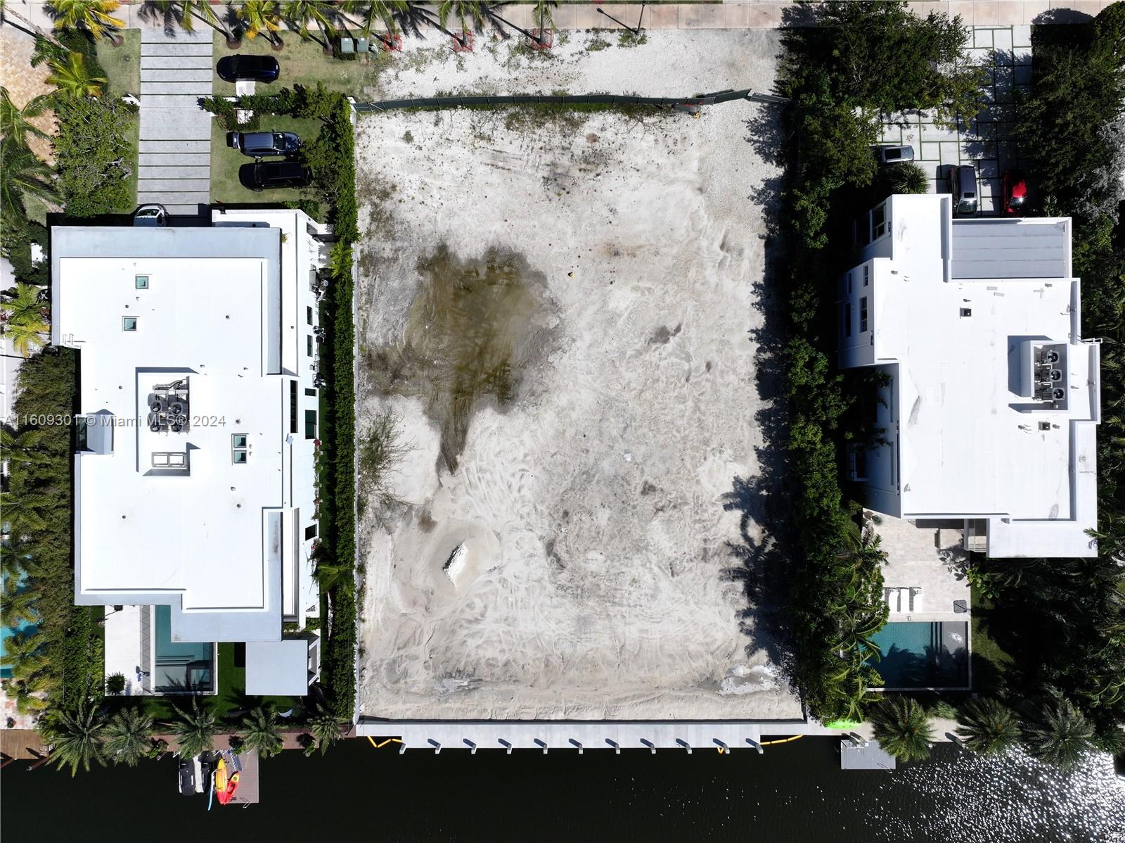 GOLDEN BEACH SEC E - Land