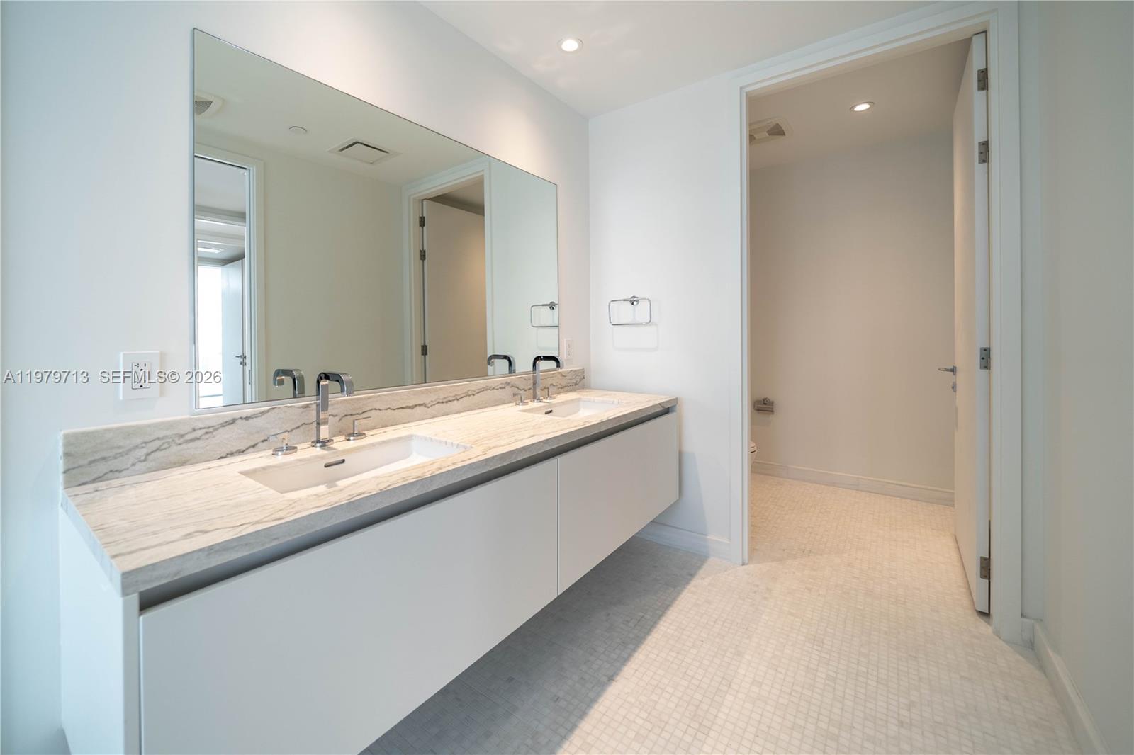 ESCOTTONIA PARK - Residential