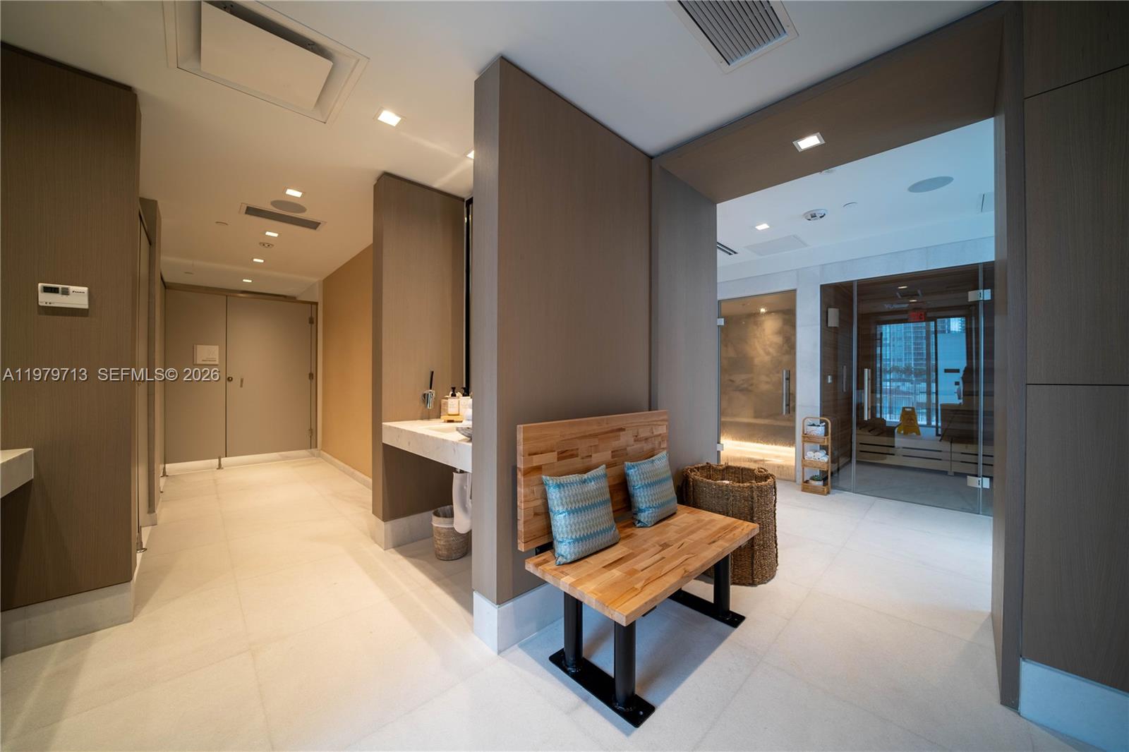 ESCOTTONIA PARK - Residential