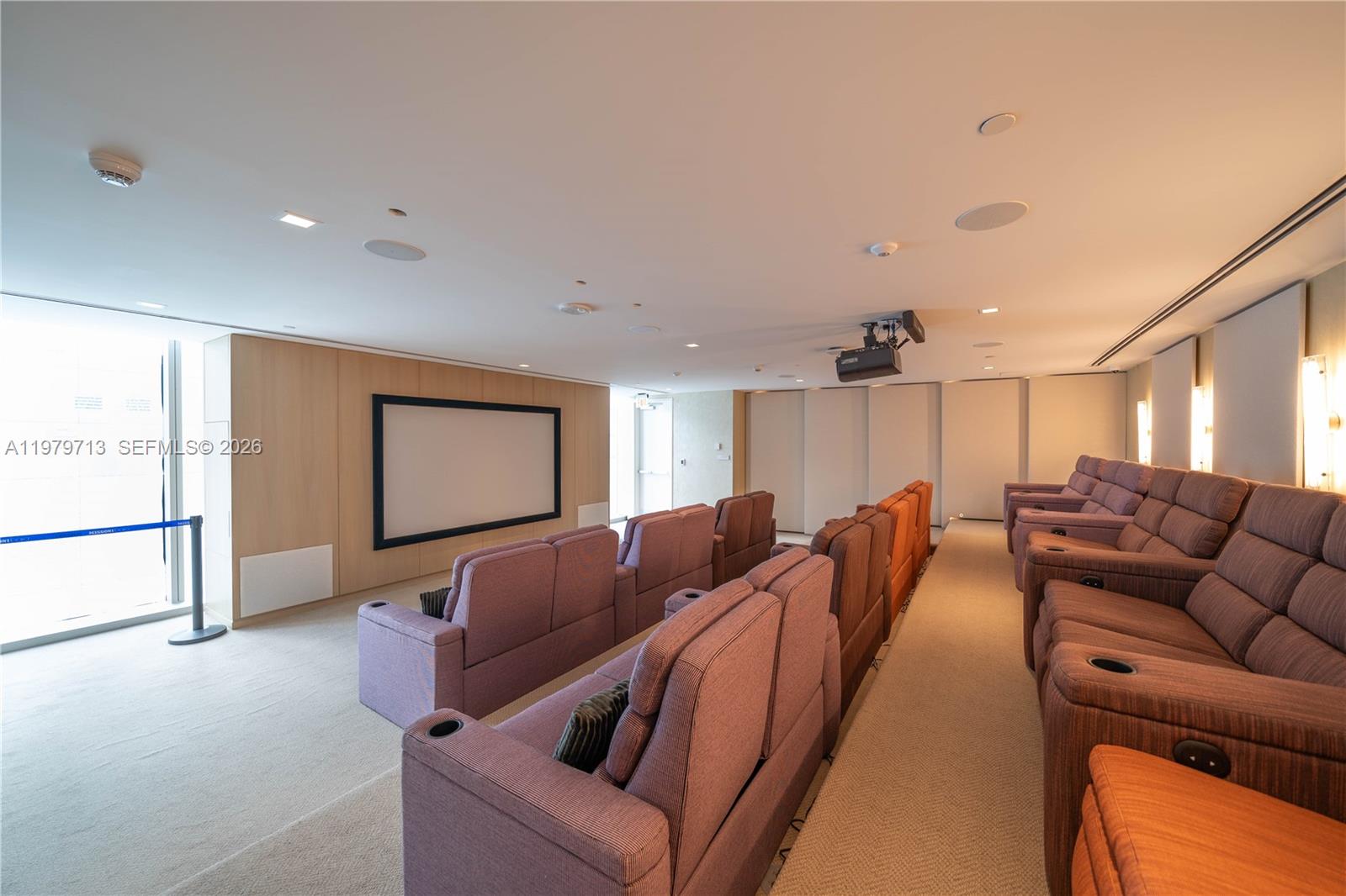 ESCOTTONIA PARK - Residential