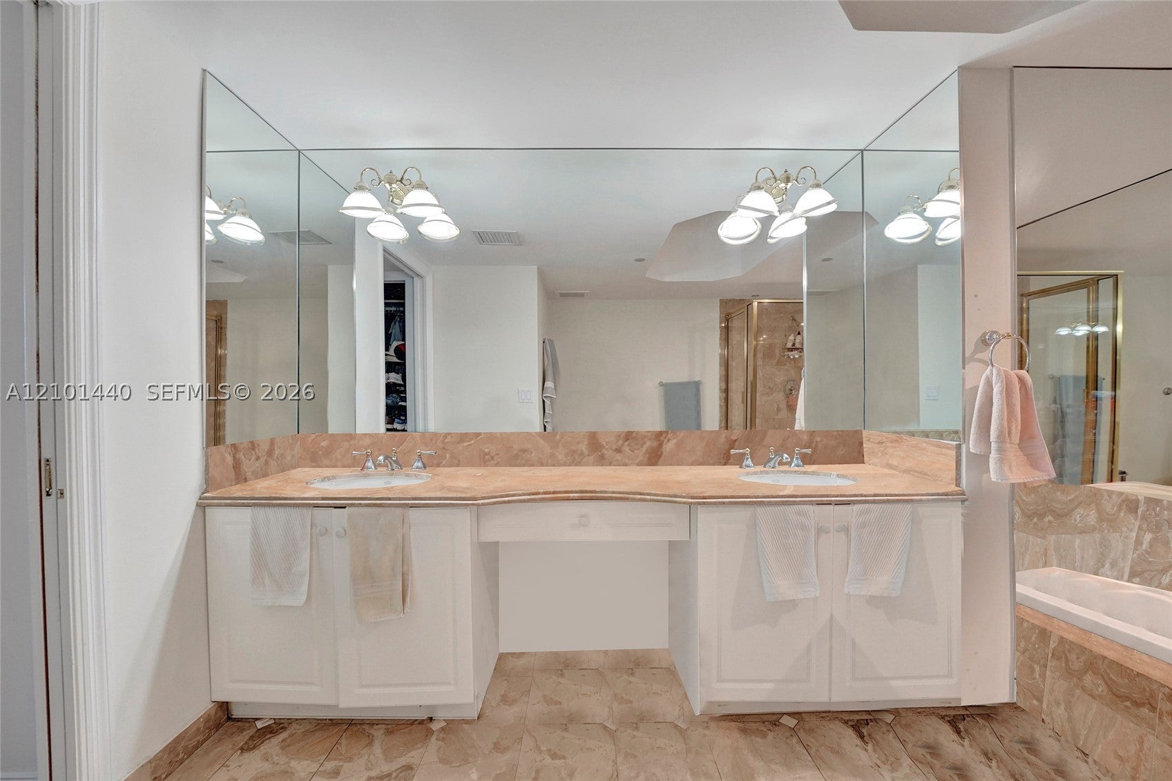 9595 Collins Ave N5-G