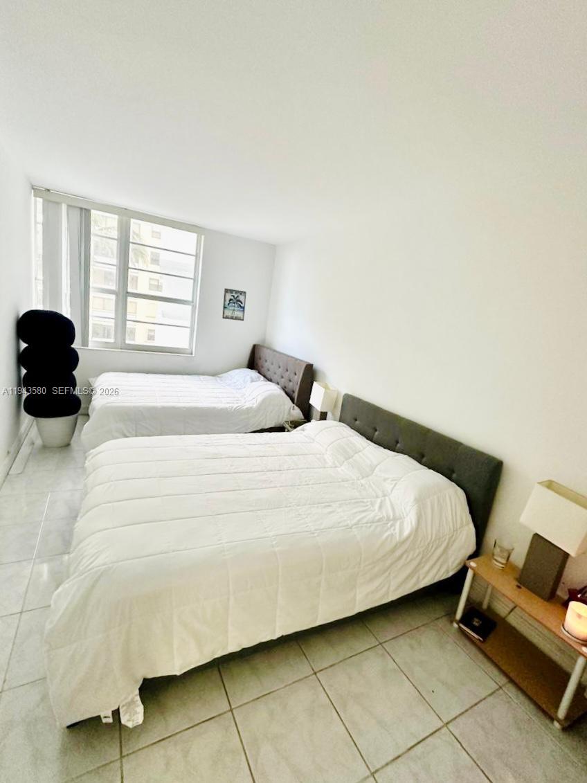 THE DECOPLAGE CONDO - Residential