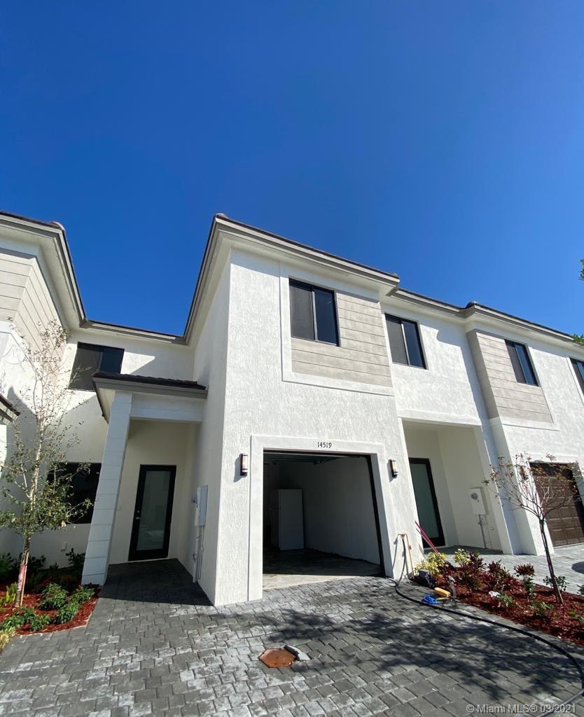 DEVCO VILLAS - Residential Lease