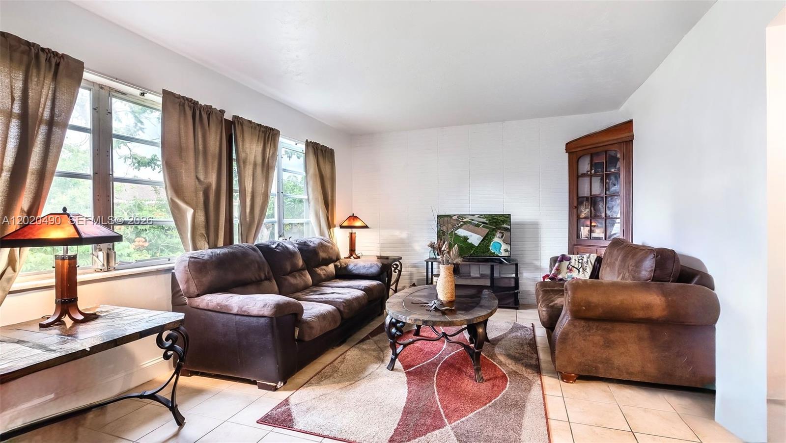 PASADENA LAKES SOUTH - Residential
