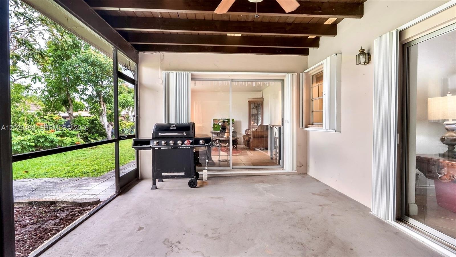 PASADENA LAKES SOUTH - Residential