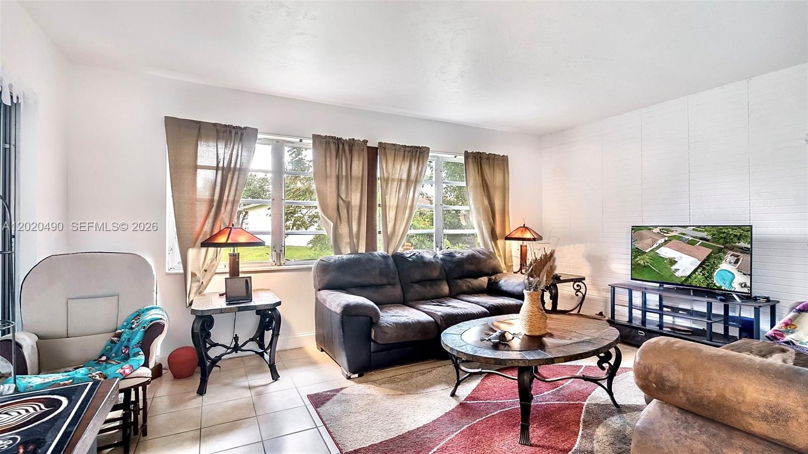 PASADENA LAKES SOUTH - Residential