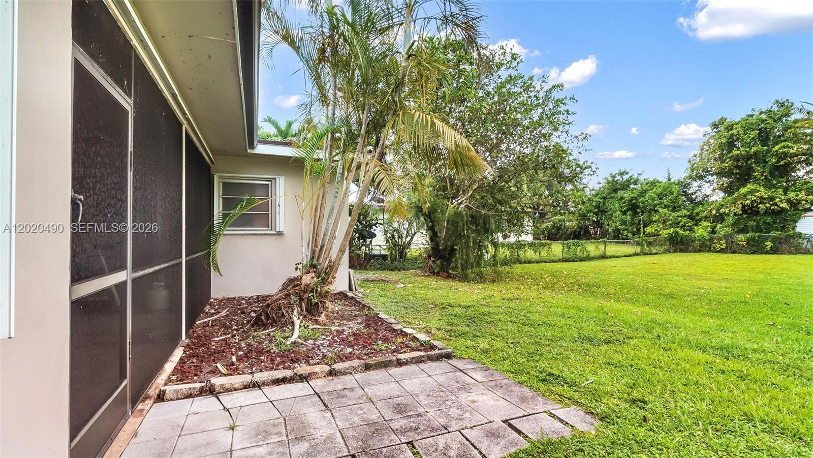 PASADENA LAKES SOUTH - Residential