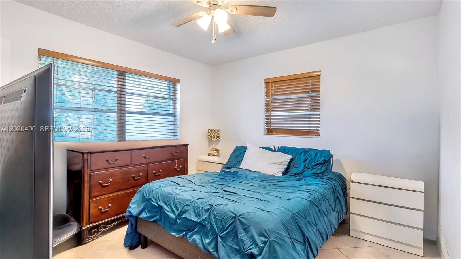 PASADENA LAKES SOUTH - Residential