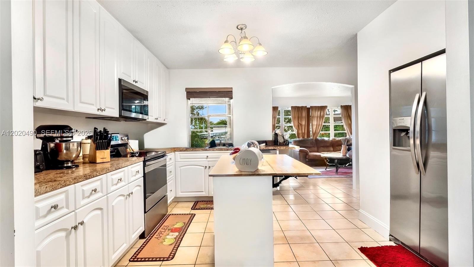 PASADENA LAKES SOUTH - Residential