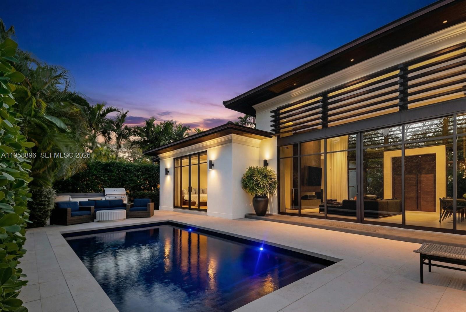 CORAL GABLES RIVIERA SEC - Residential