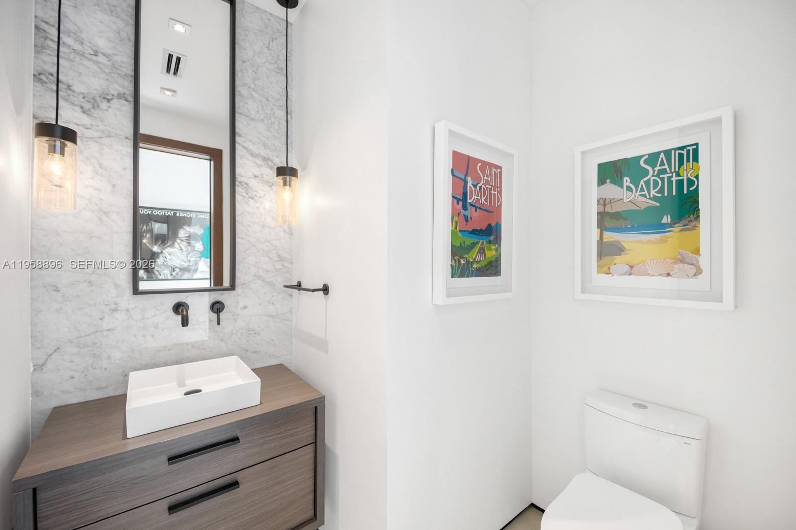 CORAL GABLES RIVIERA SEC - Residential