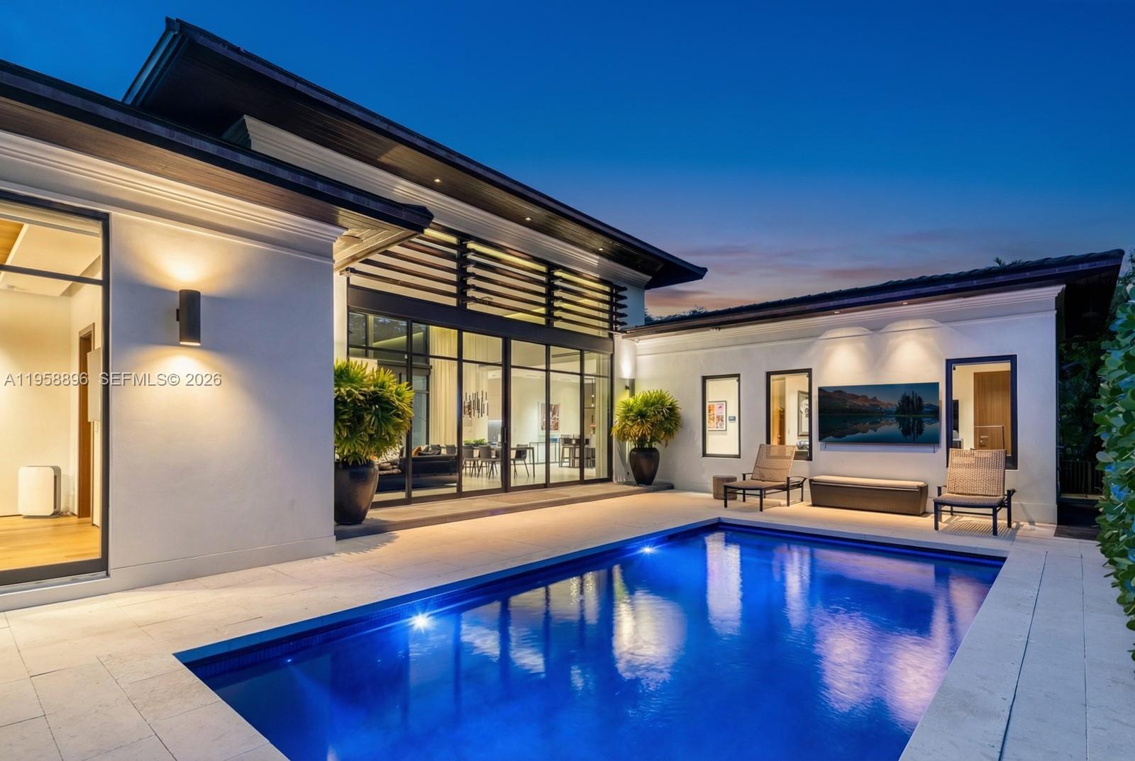 CORAL GABLES RIVIERA SEC - Residential