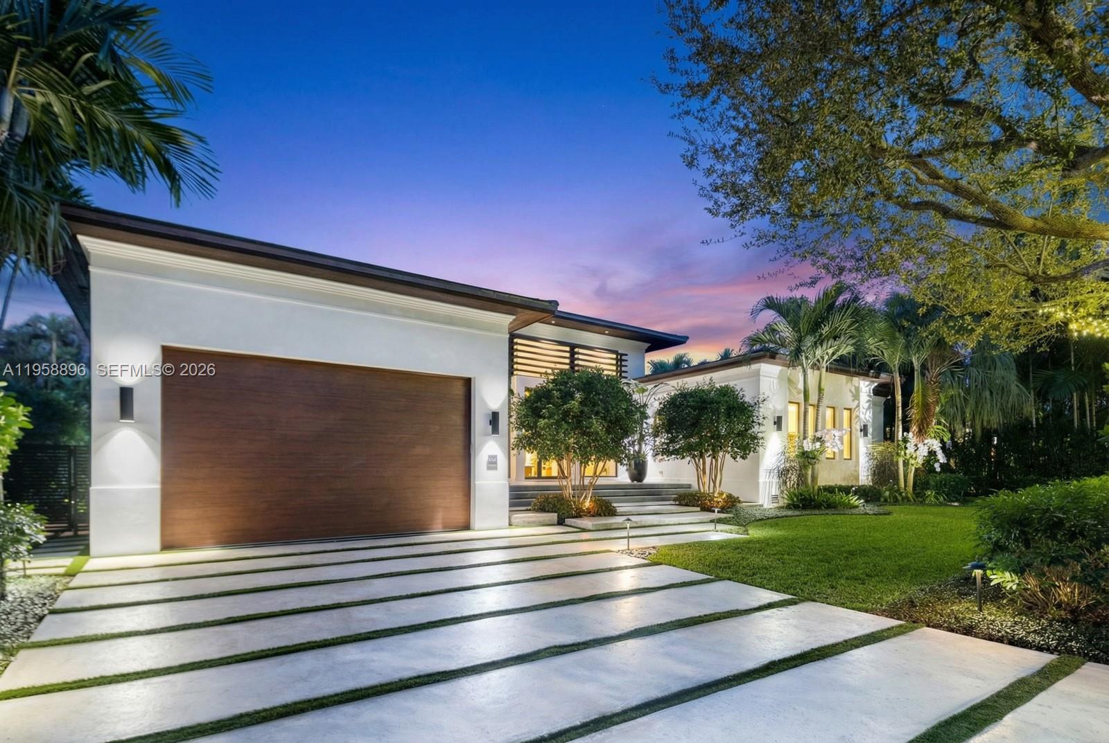CORAL GABLES RIVIERA SEC - Residential