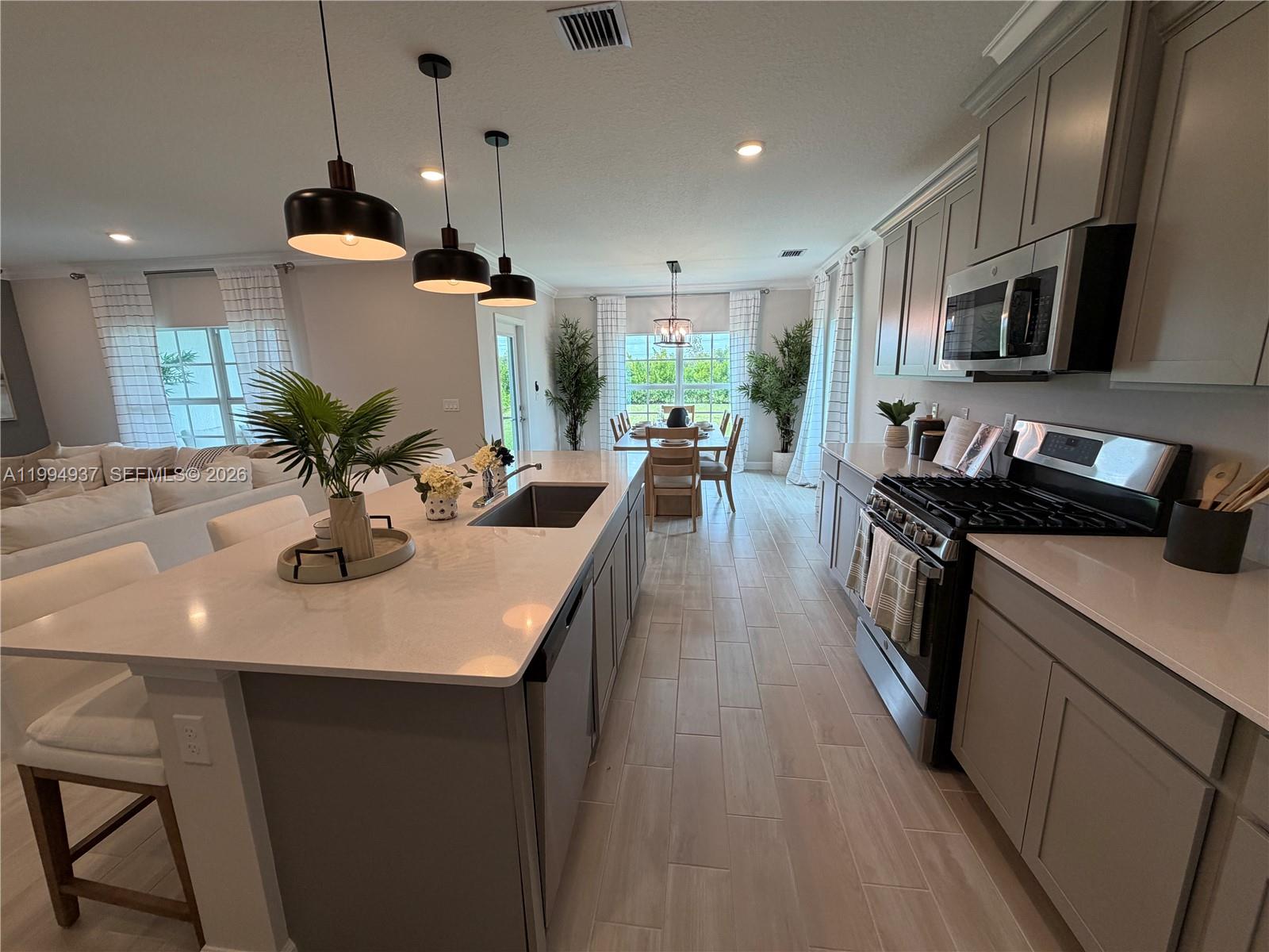 ARDEN PUD POD D NORTHEAST - Residential Lease