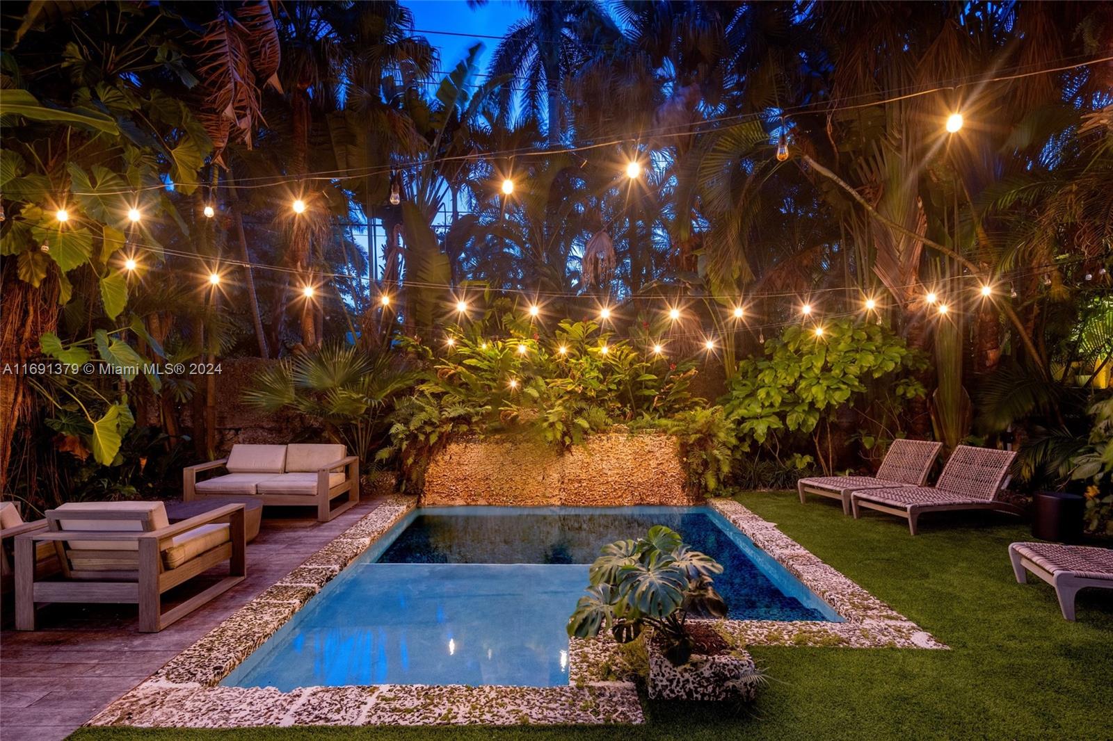 3RD AMD COCONUT GR PK - Residential