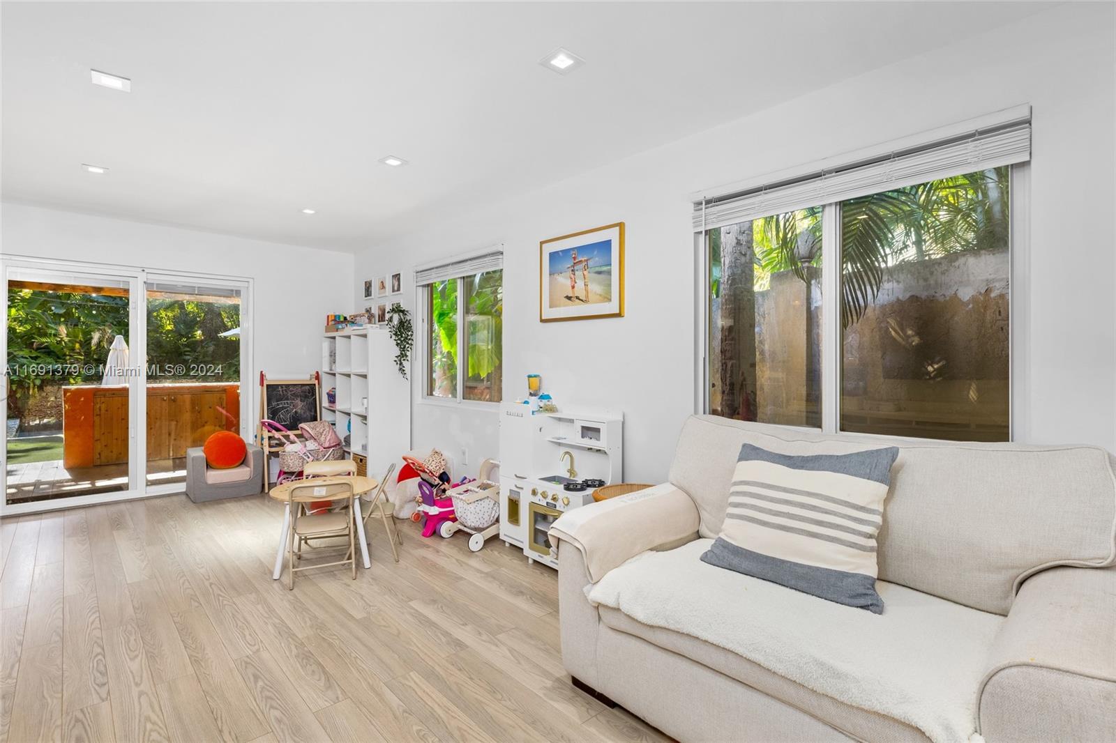 3RD AMD COCONUT GR PK - Residential