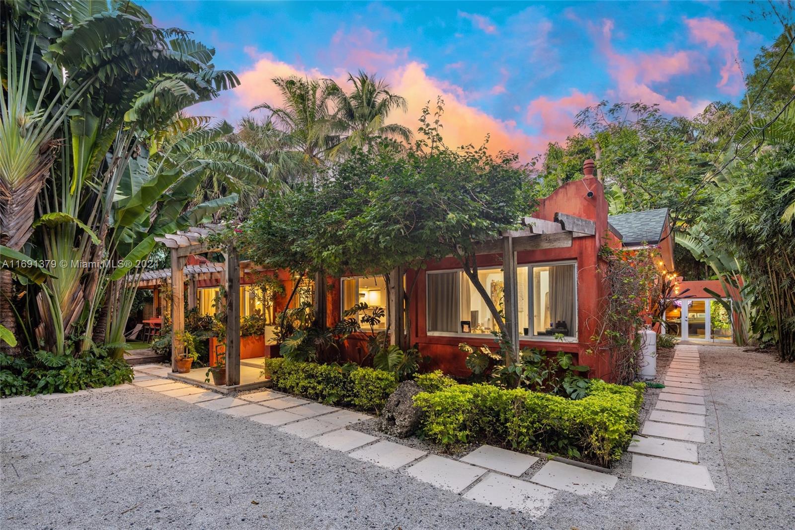 3RD AMD COCONUT GR PK - Residential