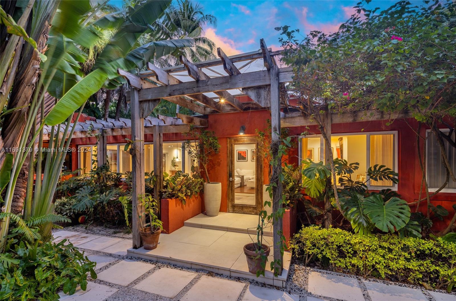 3RD AMD COCONUT GR PK - Residential