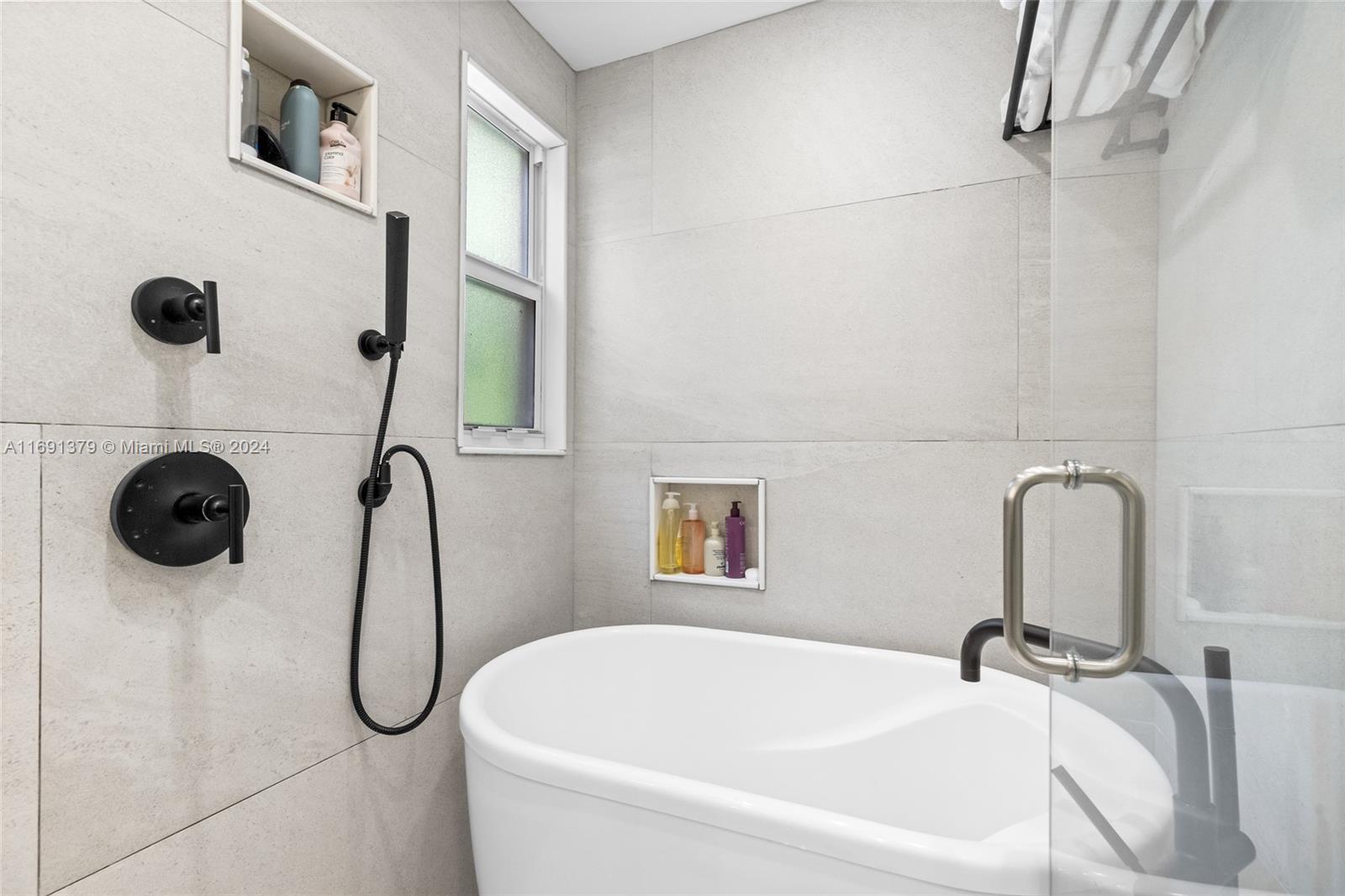 3RD AMD COCONUT GR PK - Residential