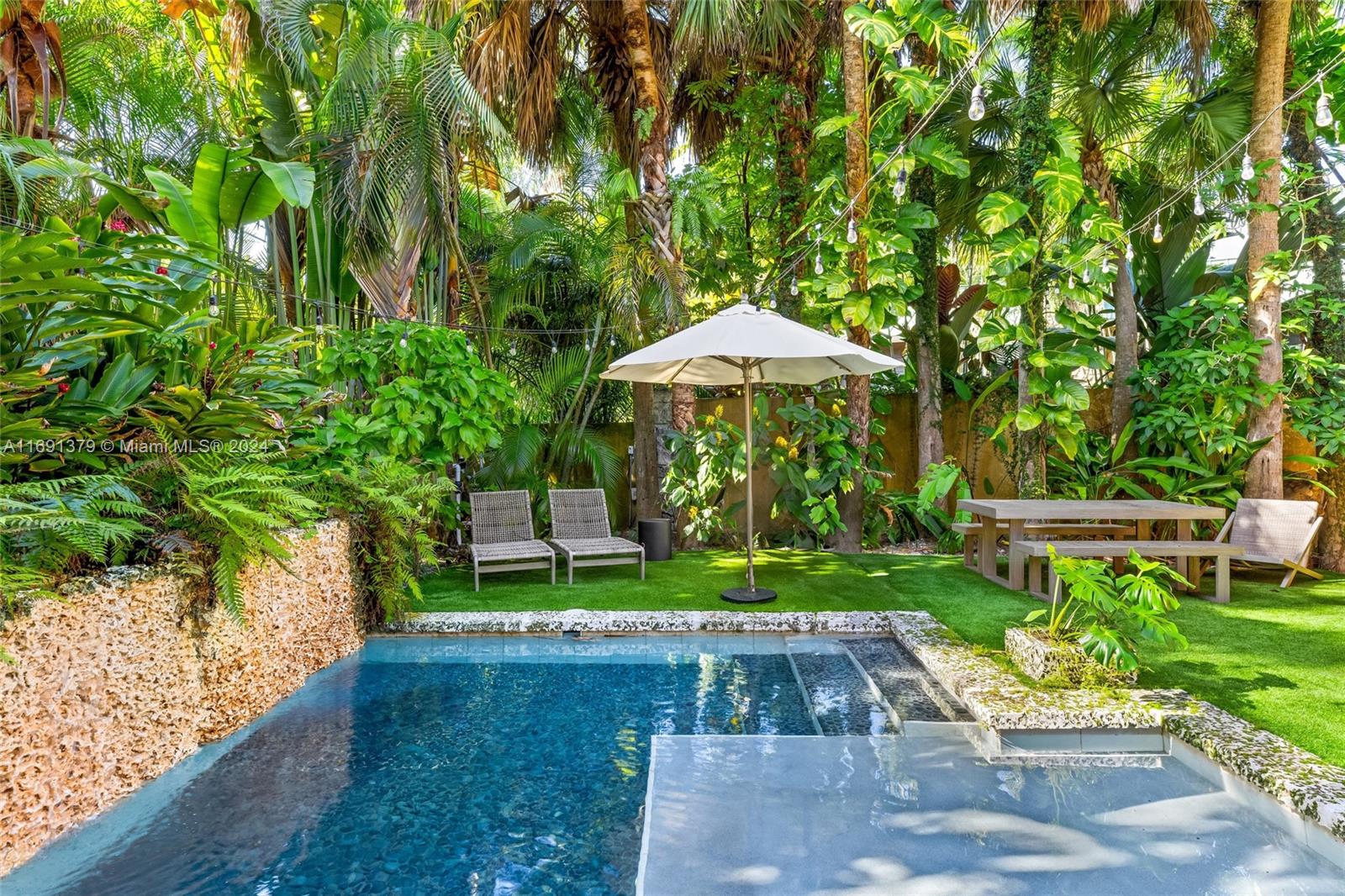 3RD AMD COCONUT GR PK - Residential