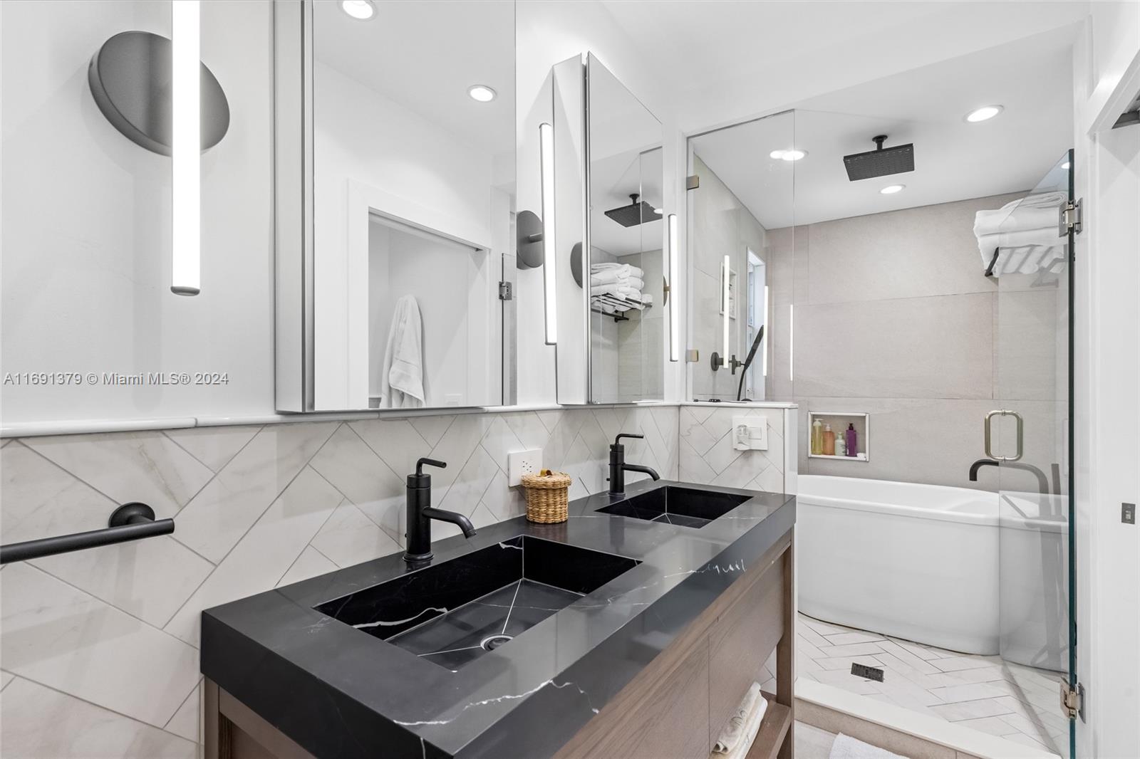 3RD AMD COCONUT GR PK - Residential