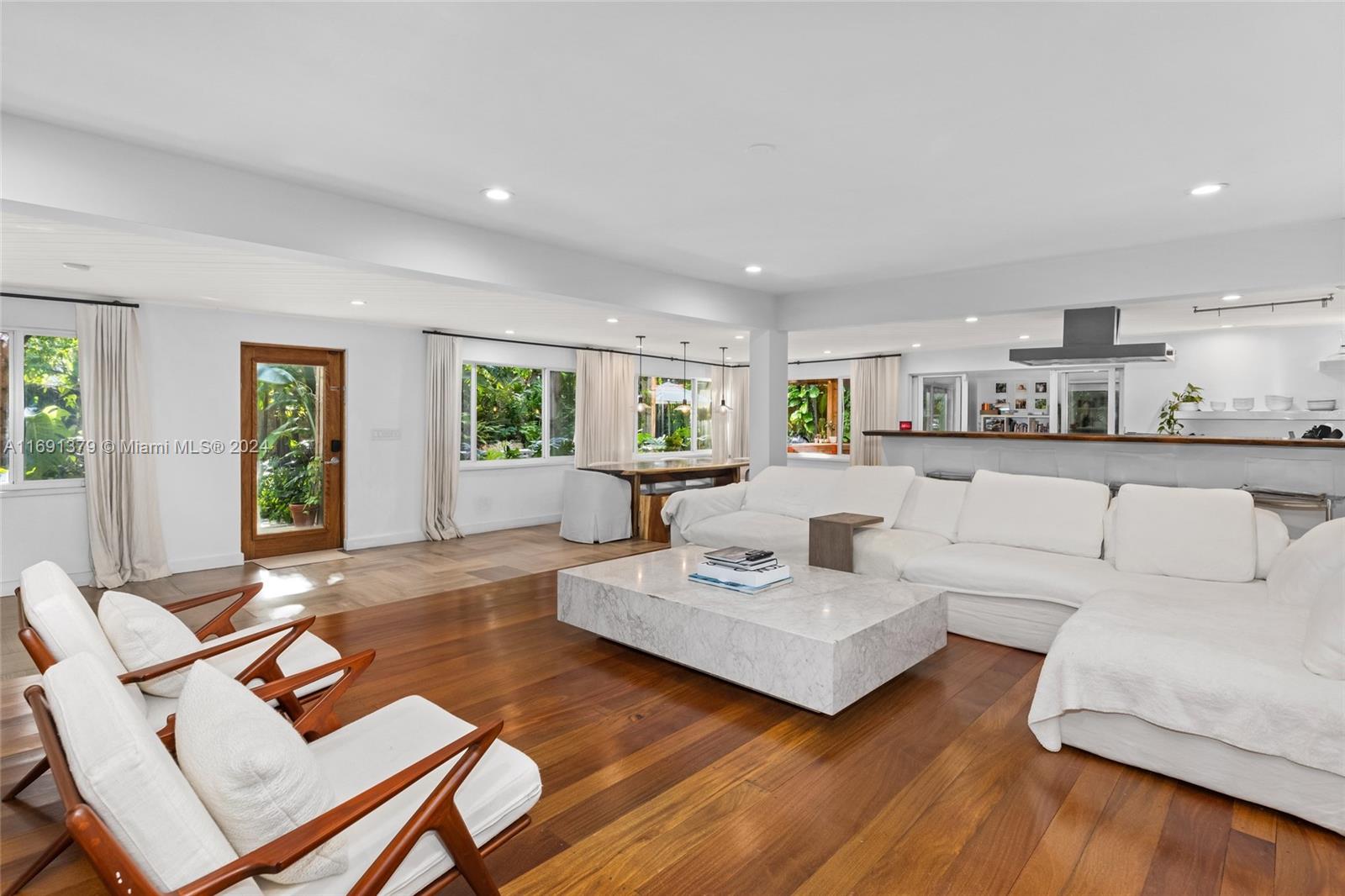 3RD AMD COCONUT GR PK - Residential