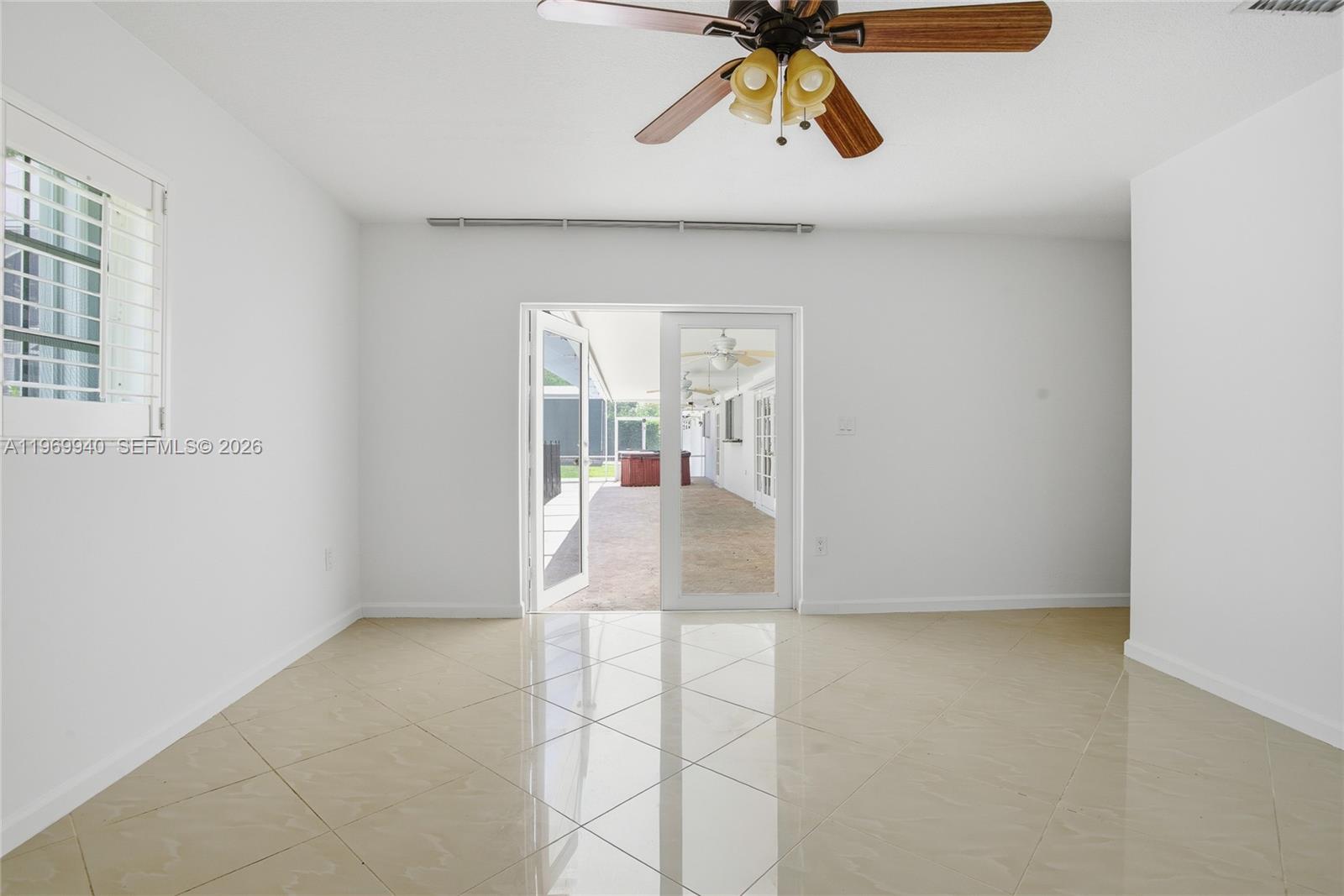 KINGS BAY SUB - Residential